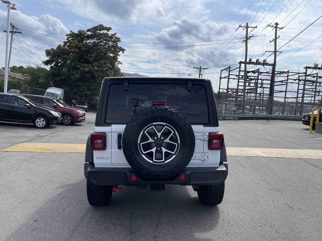 Certified 2024 Jeep Wrangler Unlimited Rubicon AWD/4WD image 4