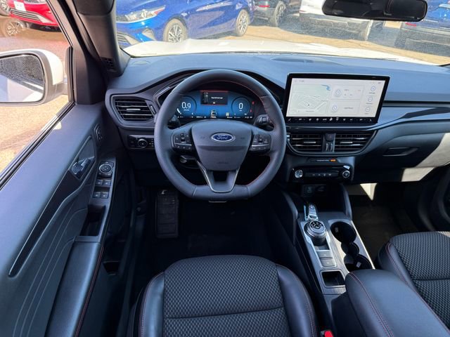 Used 2023 Ford Escape ST-Line Select w/ Tech Pack #2 image 6