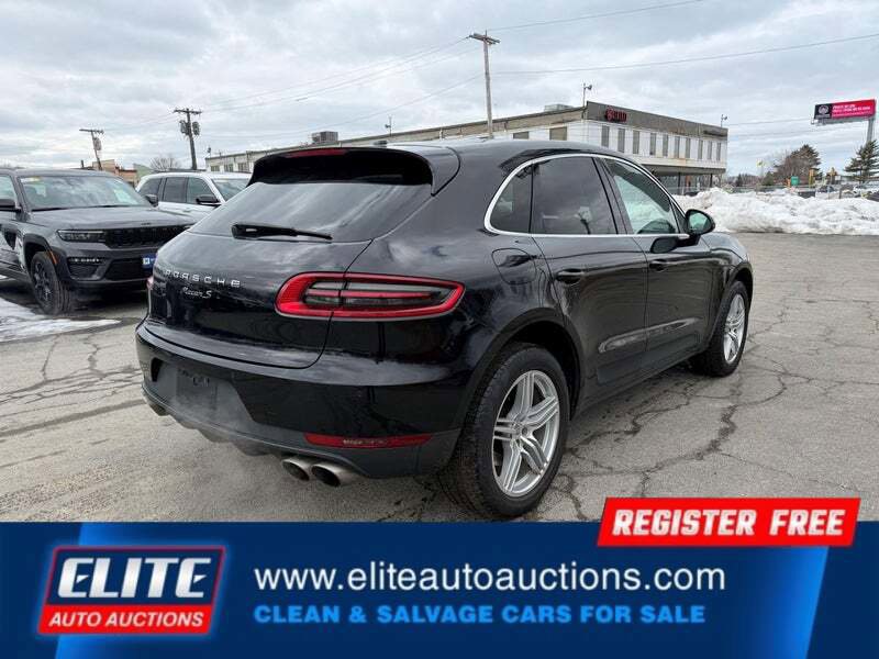 Used 2017 Porsche Macan S AWD/4WD image 8