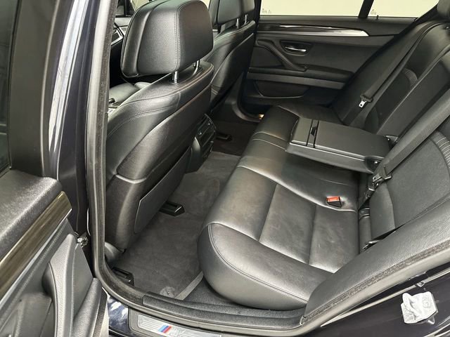 Used 2014 BMW 550i xDrive Sedan image 23