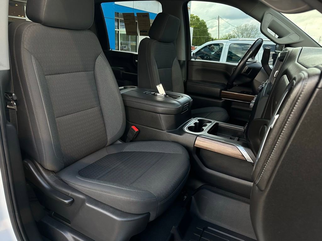 Used 2022 Chevrolet Silverado 2500 LT w/ Z71 Sport Edition image 17