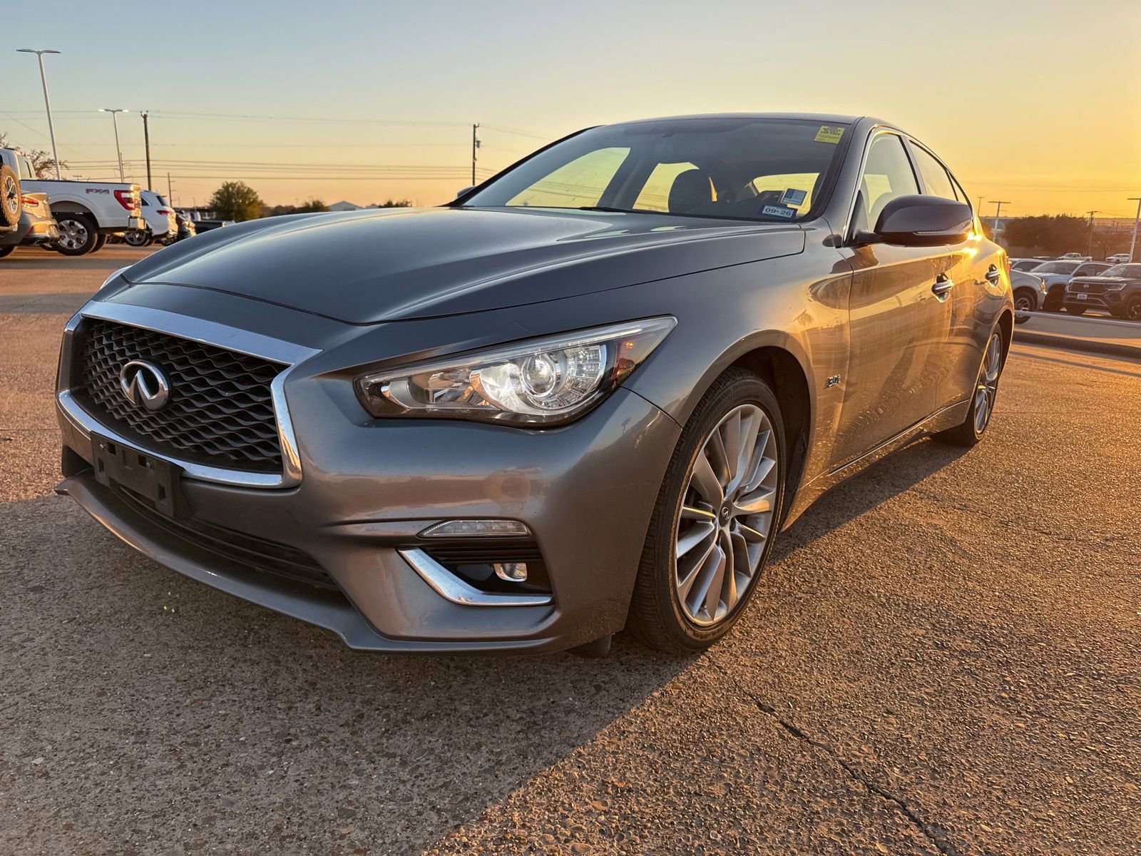 Used 2018 INFINITI Q50 Luxe image 3
