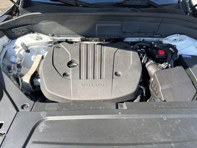 Certified 2024 Volvo XC90 B5 Plus w/ Protection Package Premier image 35
