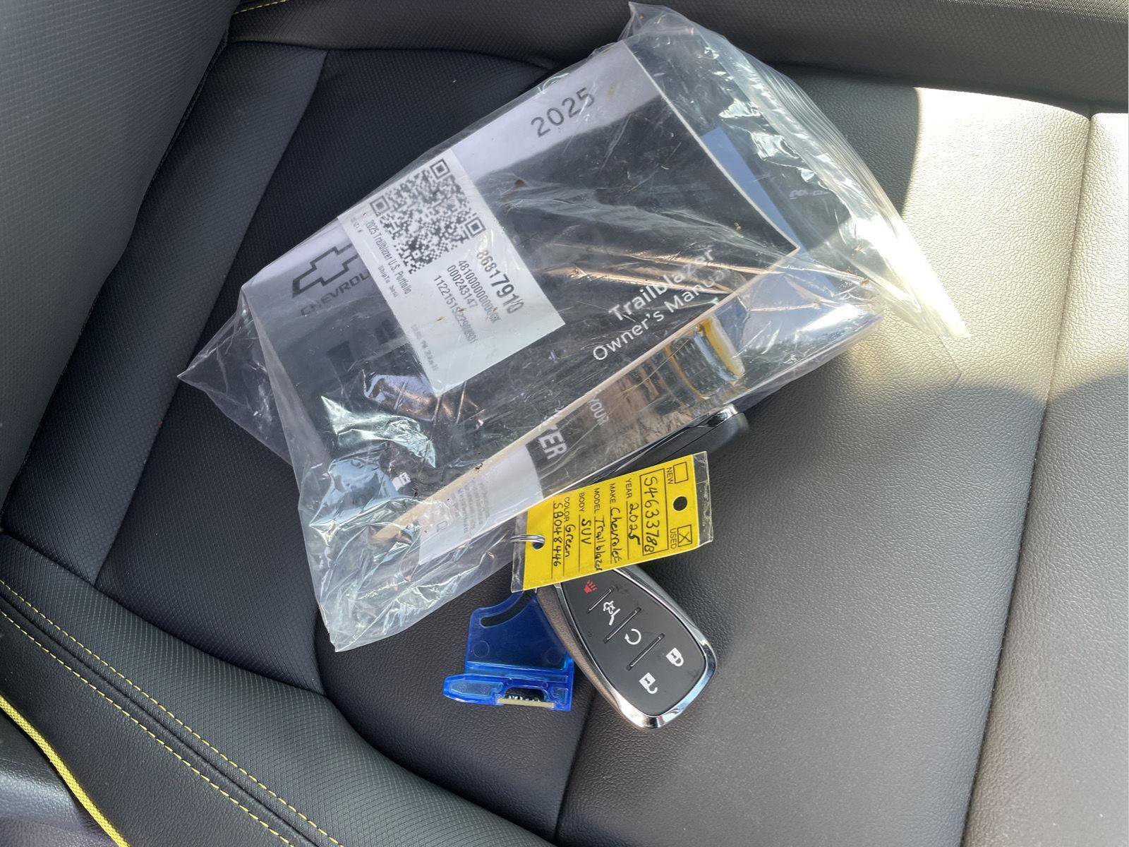 Used 2025 Chevrolet TrailBlazer ACTIV w/ Convenience Package image 12