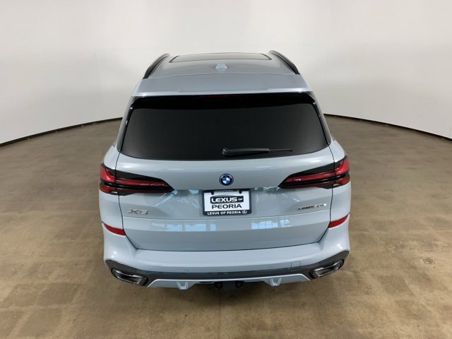 Used 2026 BMW X5 xDrive50e w/ M Sport Package image 36