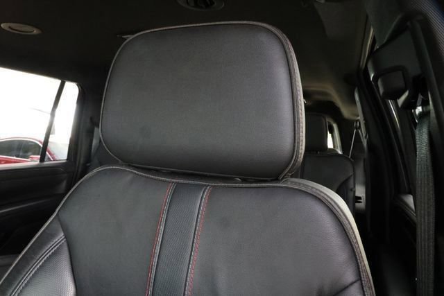 Used 2021 Chevrolet Suburban RST w/ Luxury Package RWD image 11
