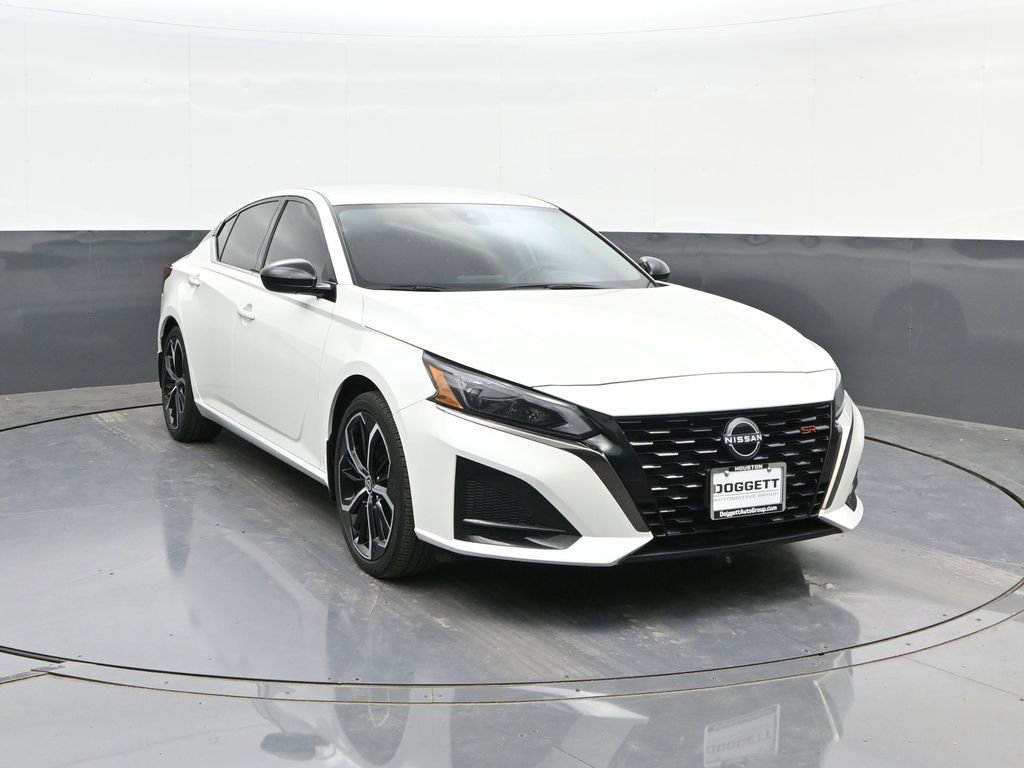 Used 2024 Nissan Altima 2.5 SR image 22