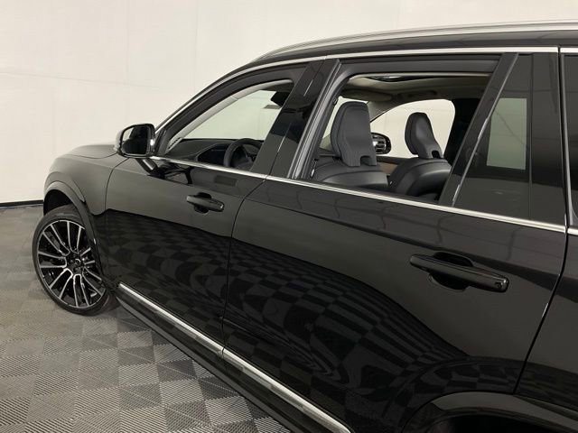 New 2026 Volvo XC90 B6 Plus w/ Protection Package Premier image 39