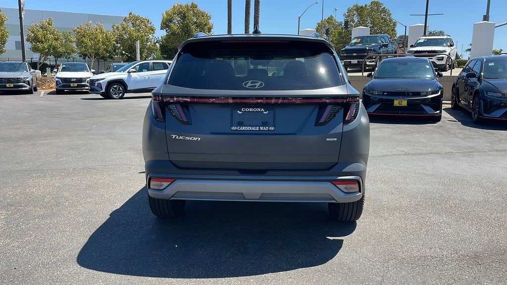 New 2025 Hyundai Tucson Limited image 8