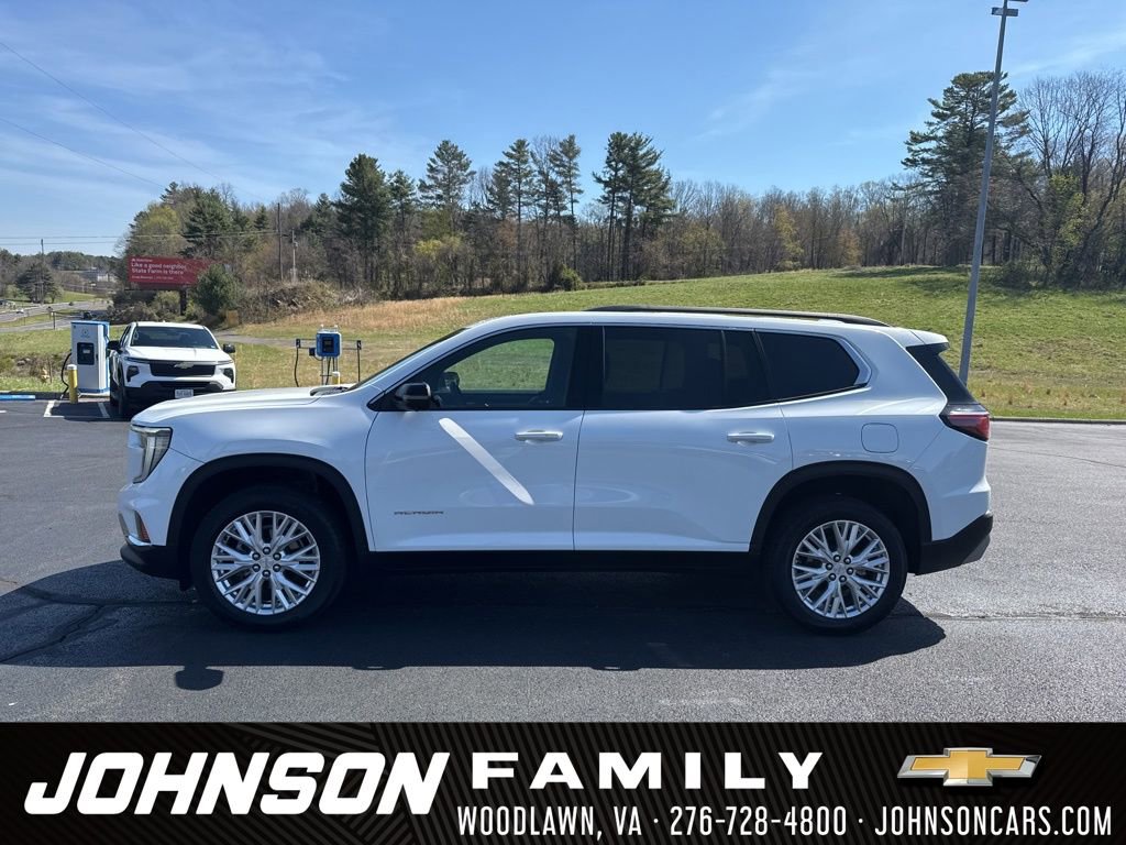 Used 2024 GMC Acadia Elevation image 4