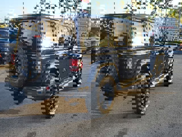 Used 2021 Jeep Wrangler Unlimited Sahara image 7