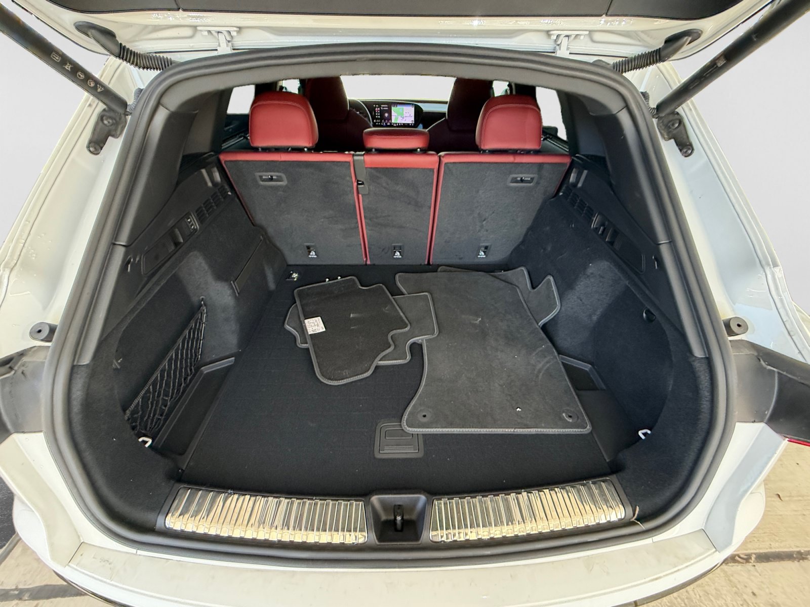 Used 2025 Audi SQ5 Premium Plus AWD/4WD image 18