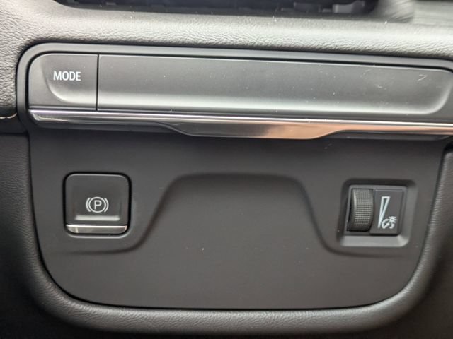 Used 2021 Cadillac Escalade Luxury RWD image 22
