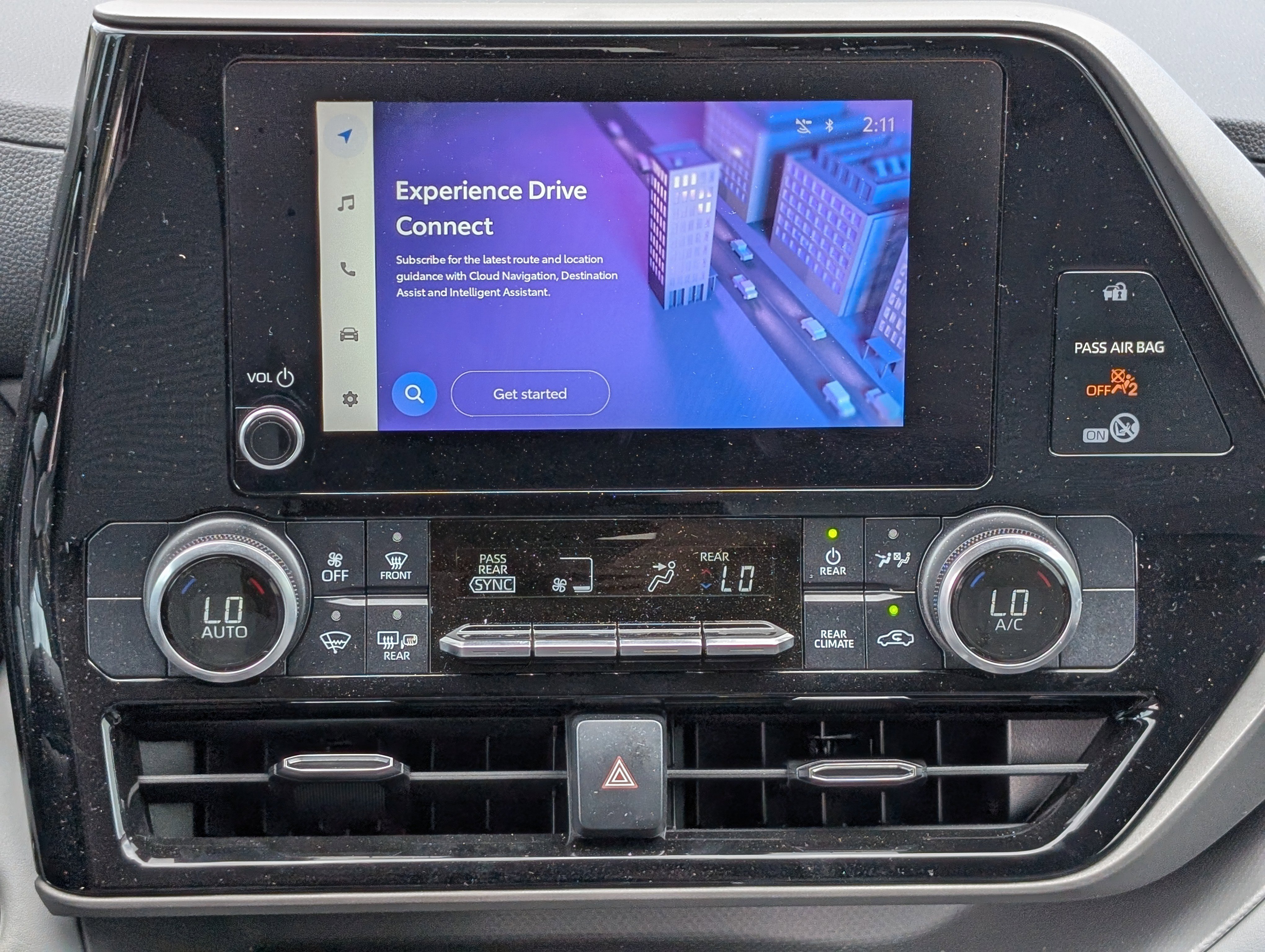 Used 2023 Toyota Highlander L image 17