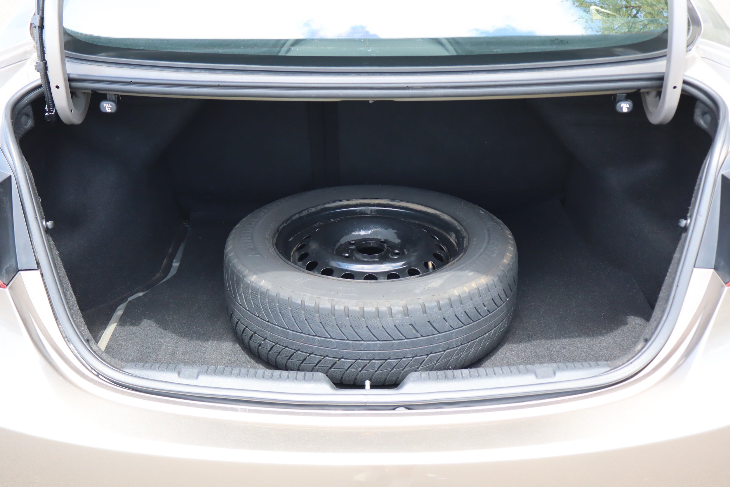 Used 2016 Hyundai Elantra SE FWD image 28