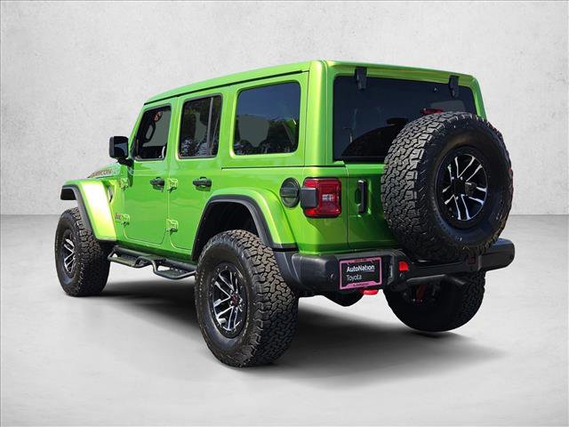 Used 2025 Jeep Wrangler Unlimited Rubicon AWD/4WD image 9