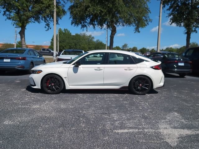 Used 2023 Honda Civic Type R image 3