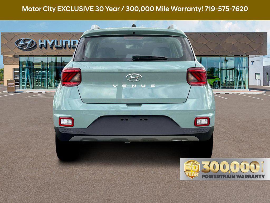 New 2025 Hyundai Venue SEL image 7