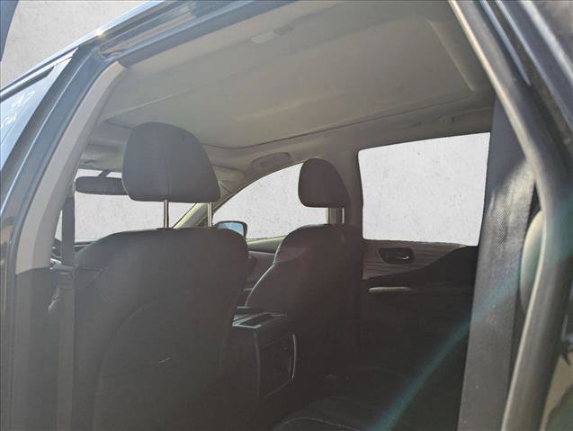 Used 2016 Nissan Murano Platinum w/ Platinum Technology Package FWD image 13