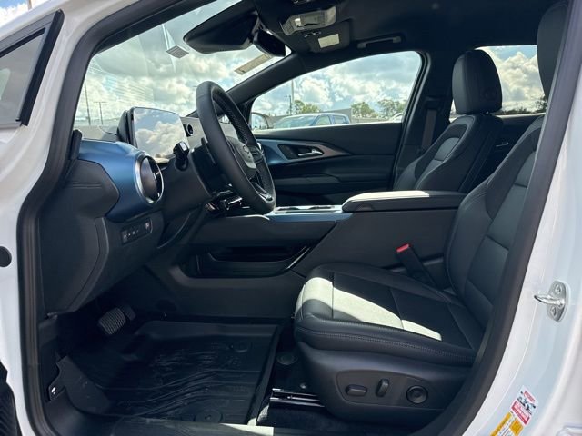 New 2026 Chevrolet Equinox EV LT image 22