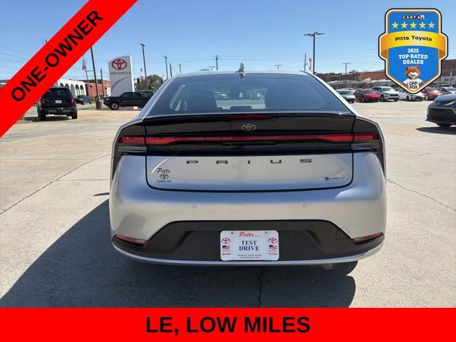 Used 2025 Toyota Prius LE image 6
