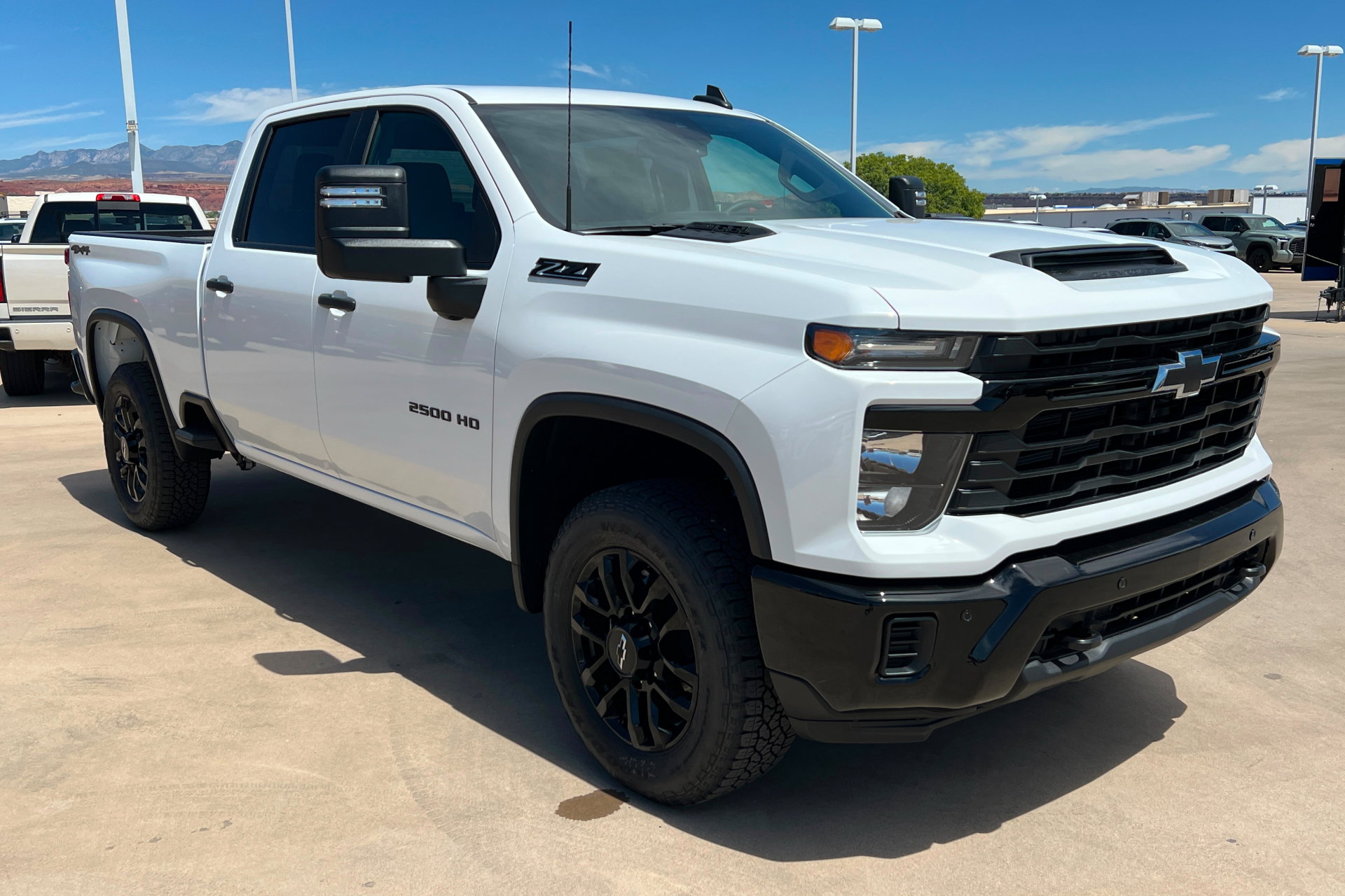 New 2026 Chevrolet Silverado 2500 Custom w/ Custom Value Package AWD/4WD image 8