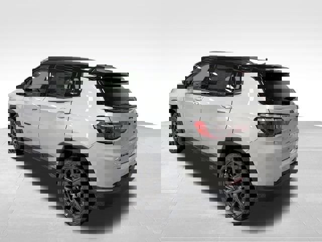 New 2026 Jeep Compass Limited image 5