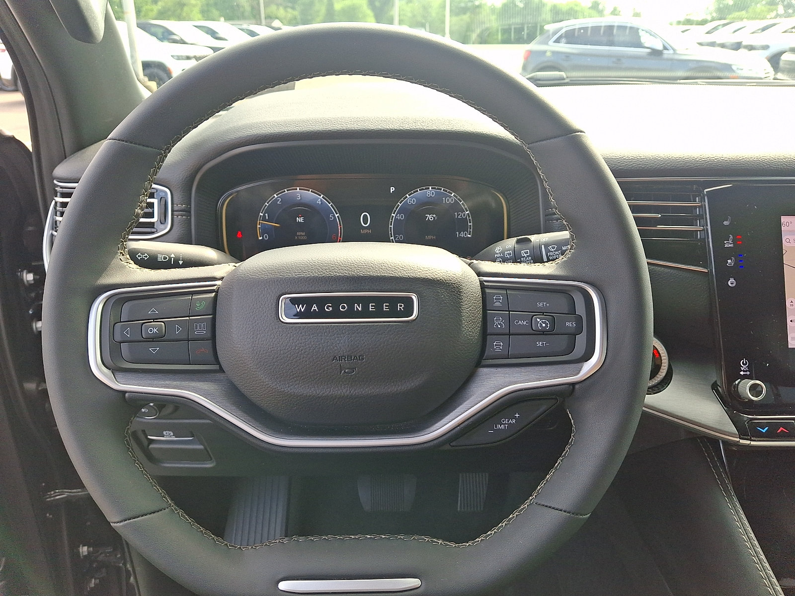 Used 2025 Jeep Wagoneer L 4WD image 19