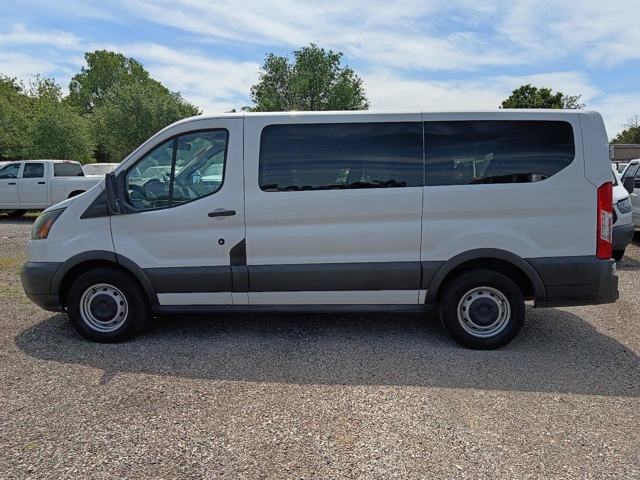 Used 2015 Ford Transit 150 XL RWD image 8