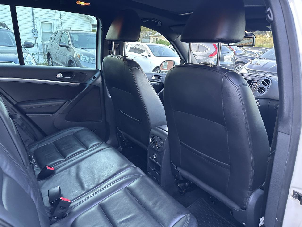 Used 2014 Volkswagen Tiguan R-Line AWD/4WD image 30