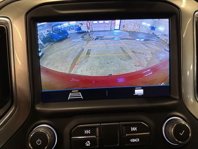 Used 2021 Chevrolet Silverado 1500 LT w/ Z71 Off-Road Package AWD/4WD image 15