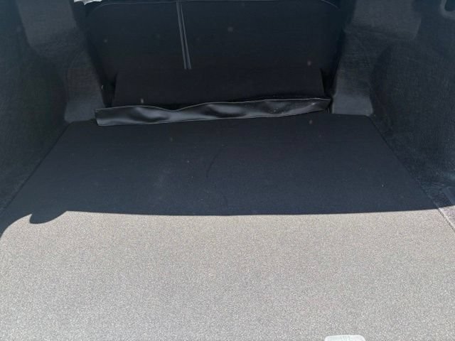 Used 2019 Toyota Camry XLE FWD image 16