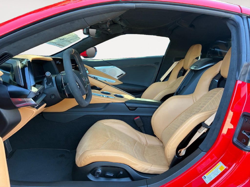 New 2027 Chevrolet Corvette Grand Sport w/ Z52 Sport Performance Package RWD image 9