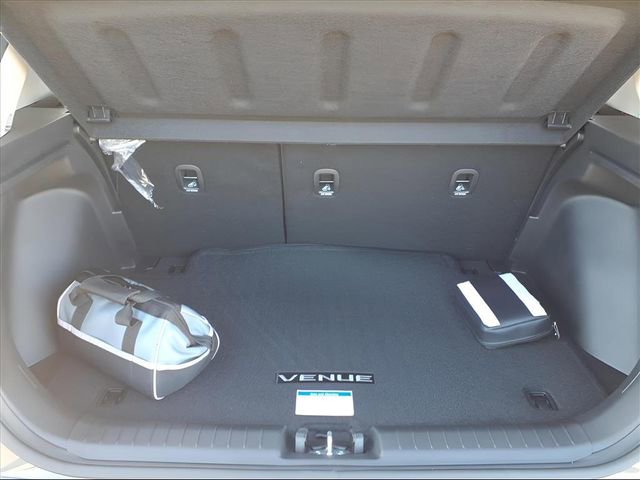 New 2026 Hyundai Venue SEL image 8