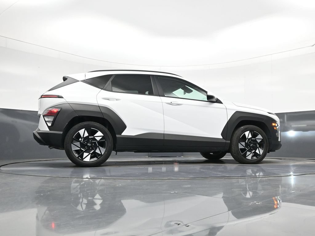 Used 2025 Hyundai Kona SEL FWD image 23