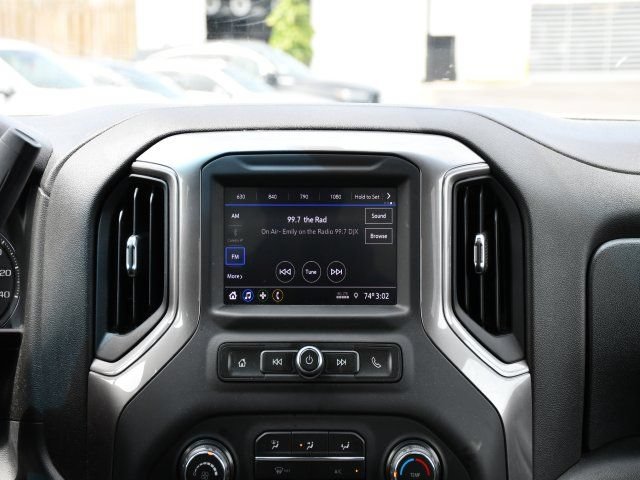 Used 2020 Chevrolet Silverado 1500 Custom w/ Custom Value Package AWD/4WD image 27