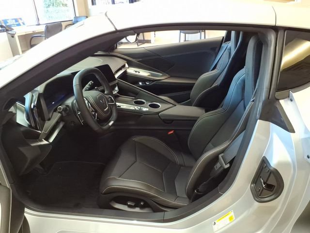 Used 2026 Chevrolet Corvette Z06 RWD image 5