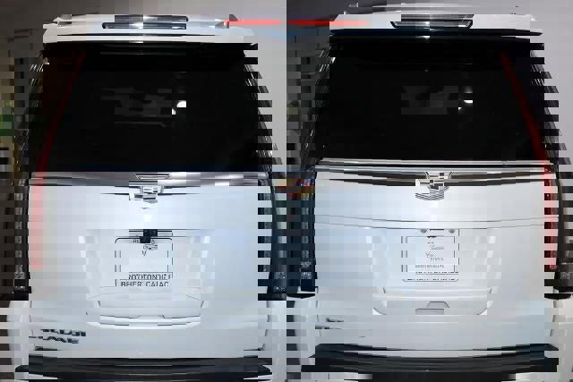 Used 2020 Cadillac Escalade Premium Luxury image 12