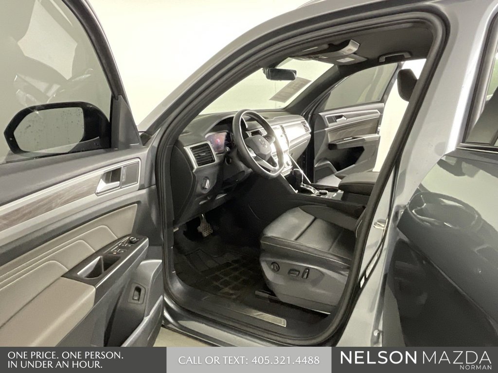 Used 2023 Volkswagen Atlas Cross Sport SE image 11