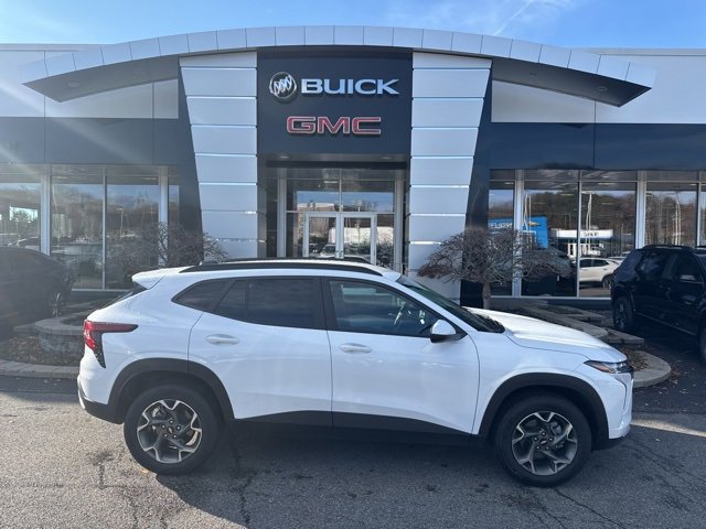 Used 2024 Chevrolet Trax LT image 29