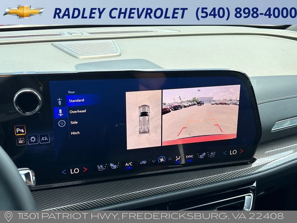 Used 2025 Chevrolet Traverse High Country w/ LPO, Floor Liner Package AWD/4WD image 10