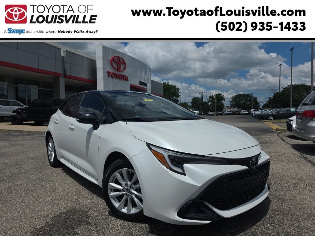 Certified 2024 Toyota Corolla SE FWD image 1