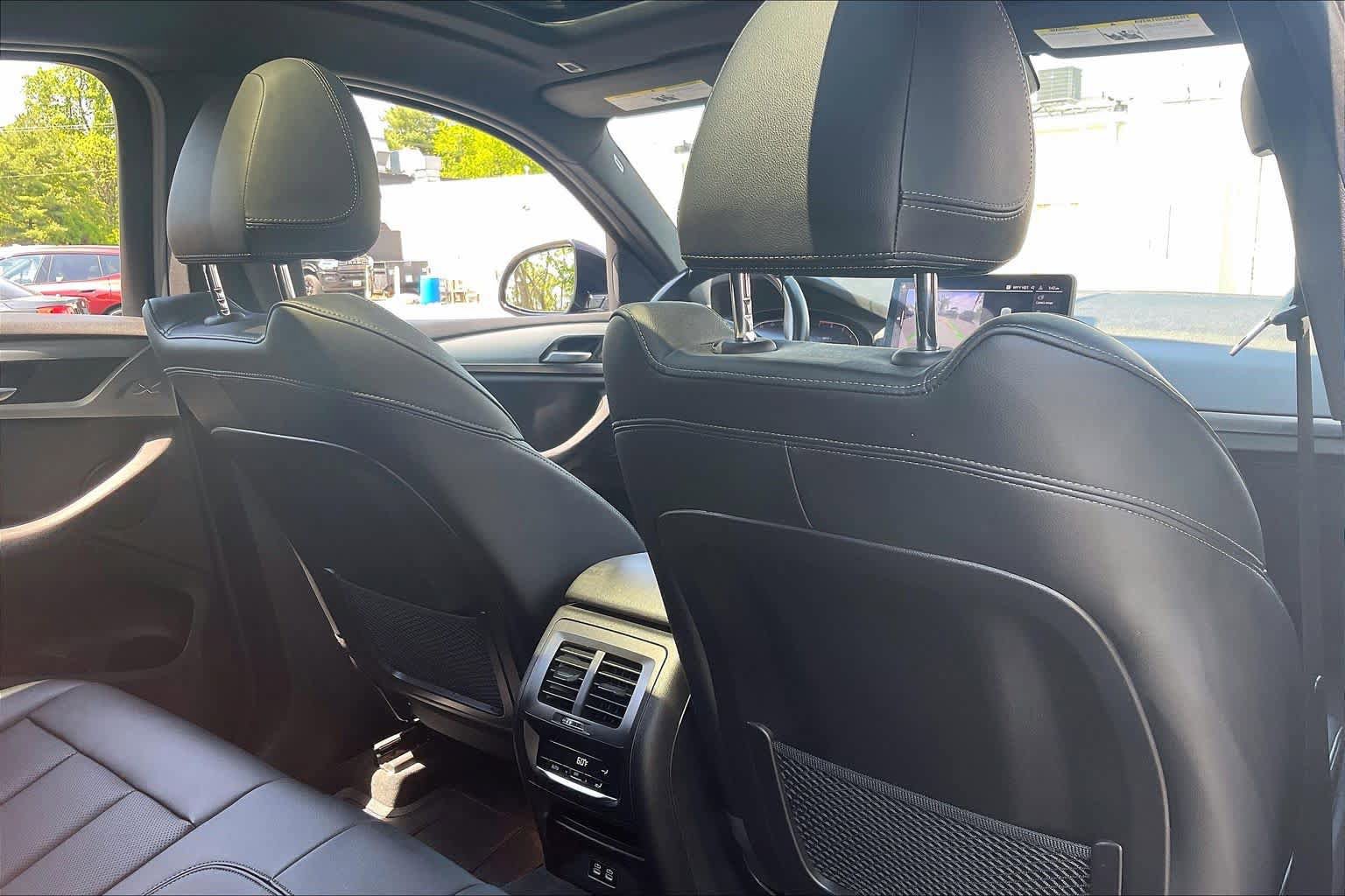 Used 2023 BMW X4 xDrive30i w/ M Sport Package AWD/4WD image 20