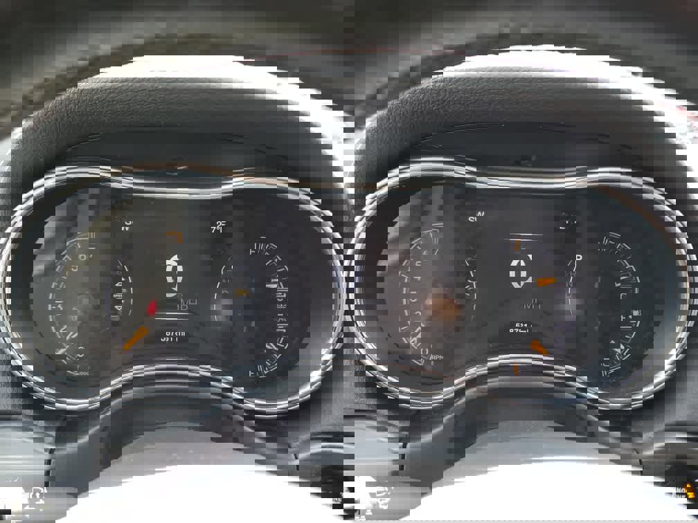 Used 2021 Jeep Grand Cherokee Laredo w/ Security & Convenience Group image 30