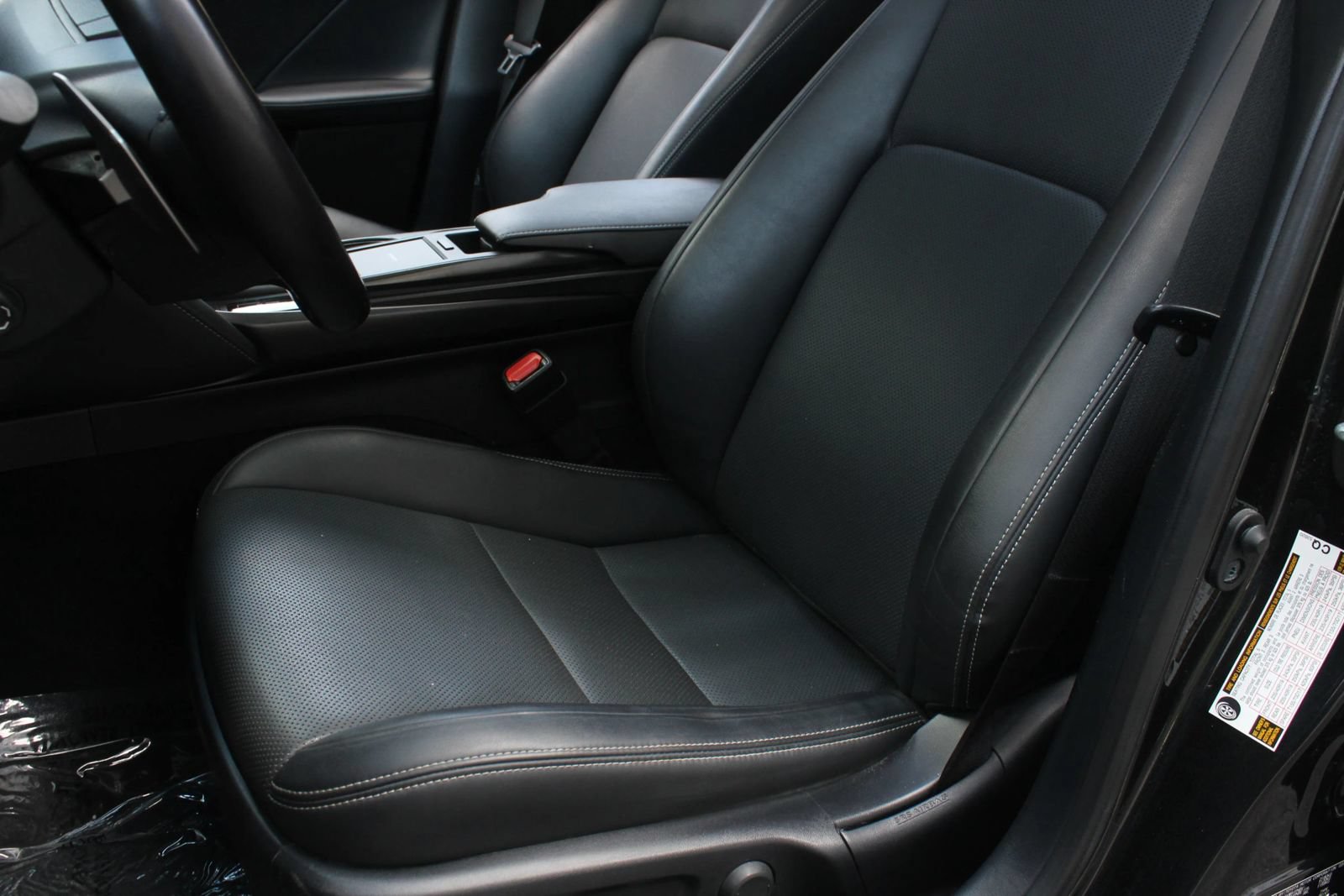 Used 2022 Lexus IS 300 AWD w/ Premium Package image 17