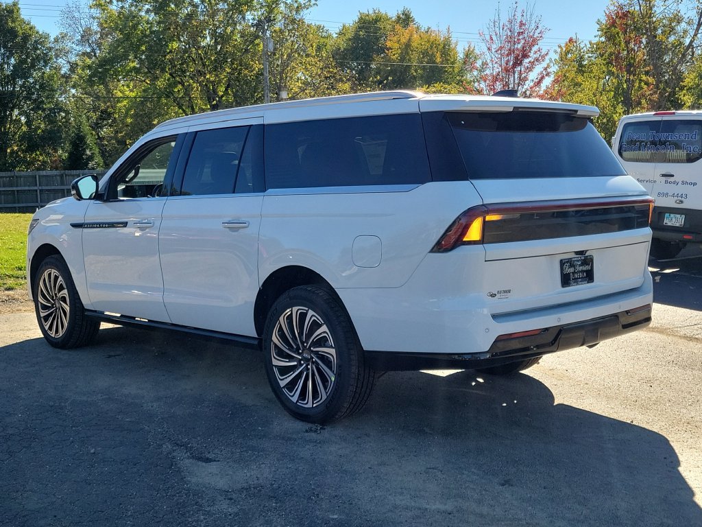 New 2027 Lincoln Navigator L Black Label AWD/4WD image 6