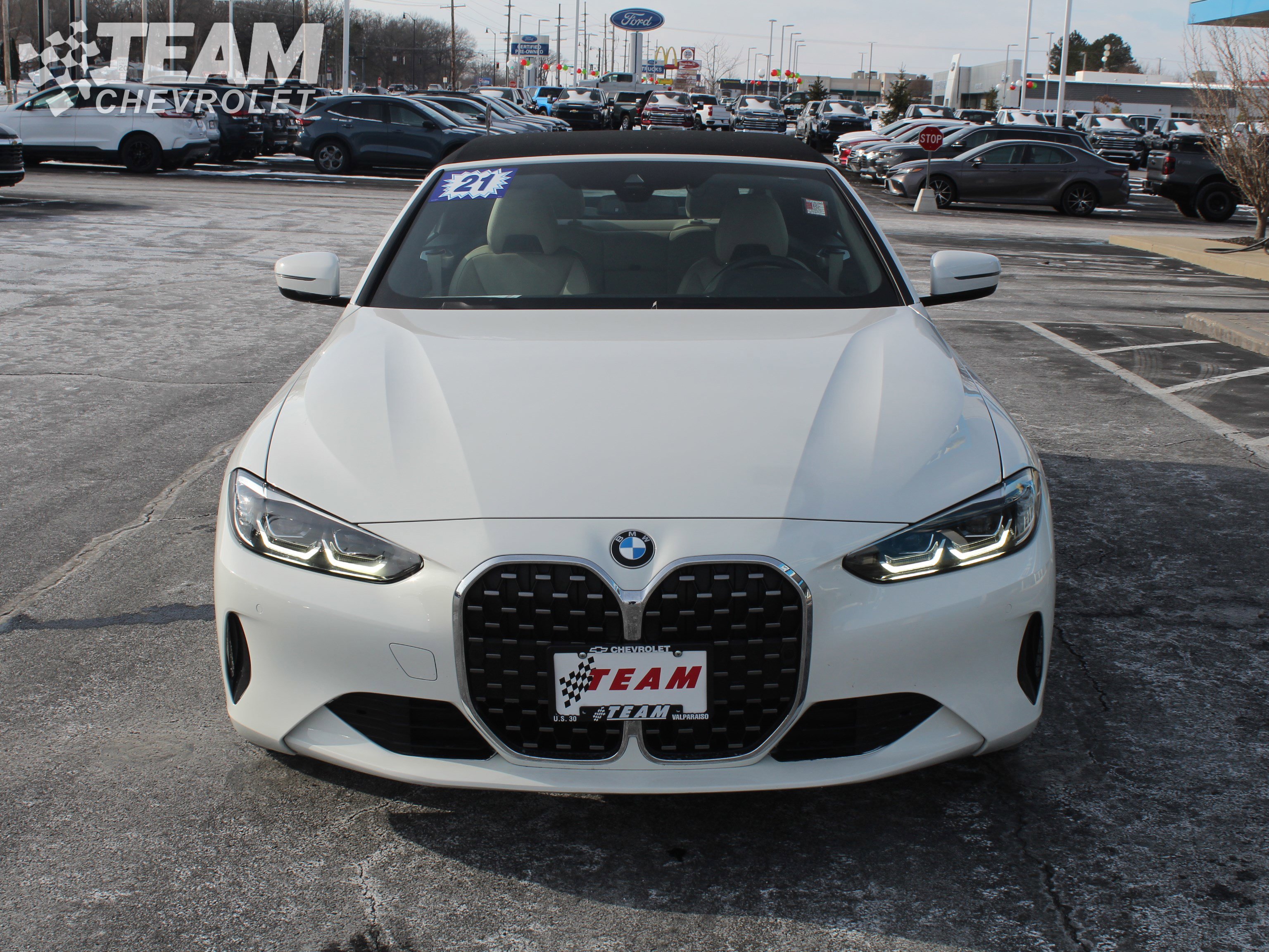 Used 2021 BMW 430i Convertible image 9