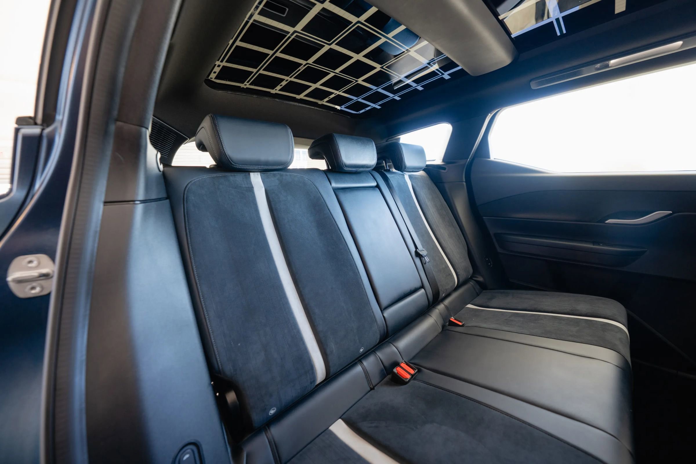 Used 2023 Fisker Ocean One image 23