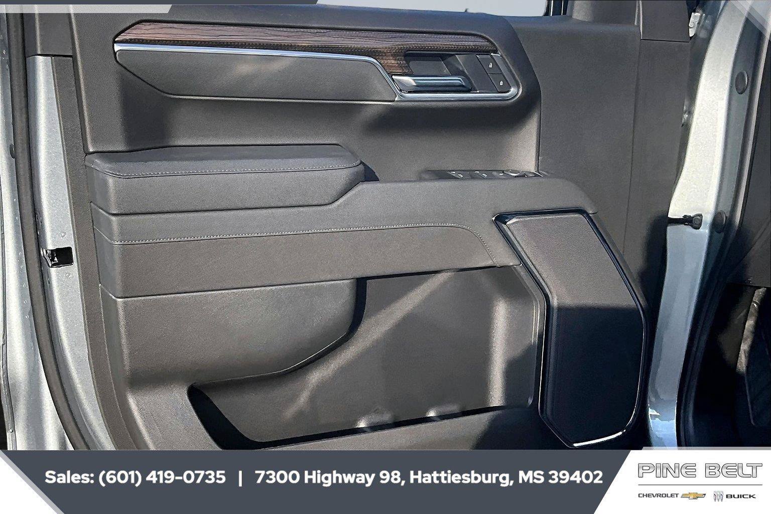 New 2026 Chevrolet Silverado 1500 RST w/ Z71 Off-Road Package AWD/4WD image 18
