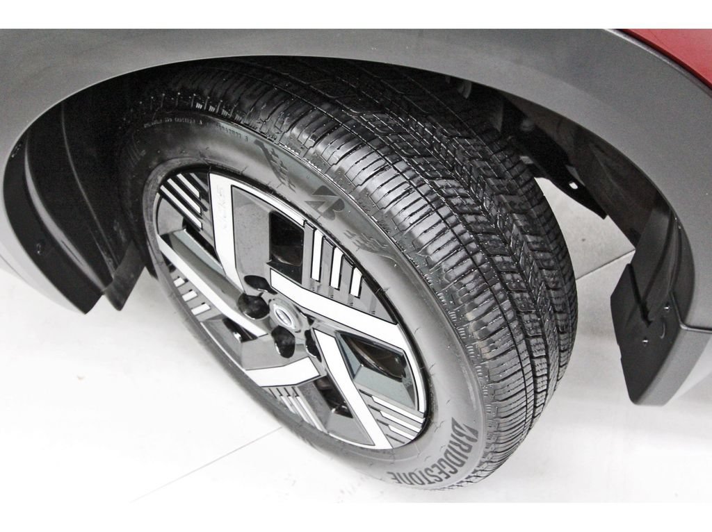 Used 2026 Nissan Kicks SV FWD image 8